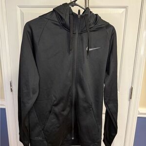 Men’s Nike dri fit zip up hoodie size medium